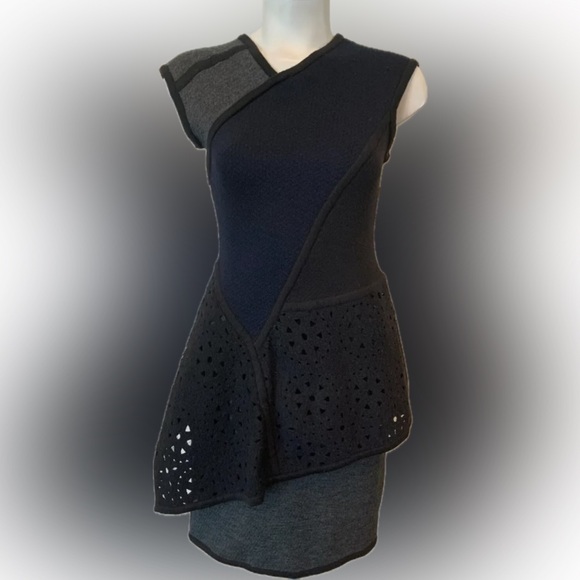 Yigal Azrouel Wool sleeveless Peplum Dress, Gray, Black & Navy— size Medium - Picture 1 of 5